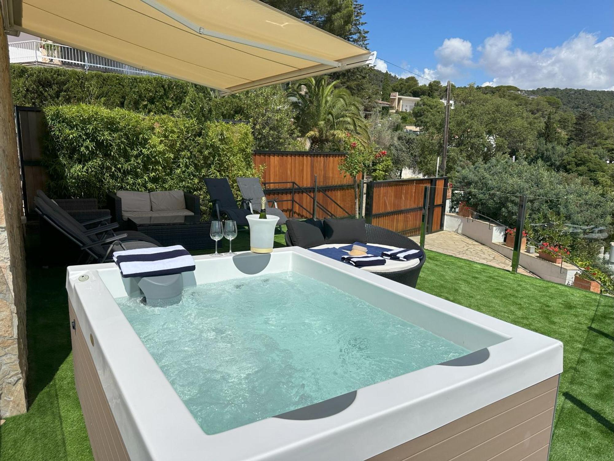 Boutique Villa Panorama Tossa de Mar Exterior photo